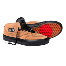 Load image into Gallery viewer, Vans x Free Skate Mag "Half Cab“ // Camel/Black
