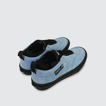 Load image into Gallery viewer, Vans &quot;Safe Low&quot; // Blue Sky/Black
