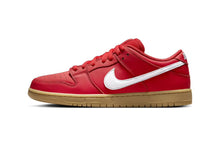 Load image into Gallery viewer, Nike SB &quot;Dunk Low &quot; // University Red/White/Gum
