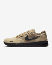 Load image into Gallery viewer, Nike SB &quot;PS8&quot; // Light Khaki/Black
