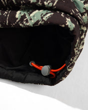 Load image into Gallery viewer, Butter Goods &quot;Endure&quot; Puffer Jacket // Woods Camo
