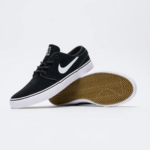Load image into Gallery viewer, Nike SB &quot;Janoski OG+&quot; // Black/White
