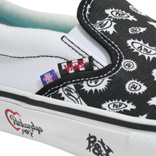 Load image into Gallery viewer, Vans x Punkandyo "Slip-On" // Black/White
