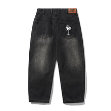 Load image into Gallery viewer, Butter Goods X Peanuts “Spike“ Denim Jeans // Faded Black
