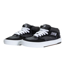 Load image into Gallery viewer, Vans "Skate Half Cab Wafflecup" // Black/ White
