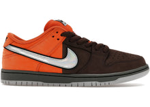 Load image into Gallery viewer, Nike SB "Dunk Low Pro QS" // Muni Fast PASS SF
