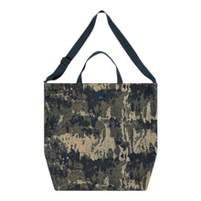Load image into Gallery viewer, Dime “Distressed“ Messenger Bag // Military Green
