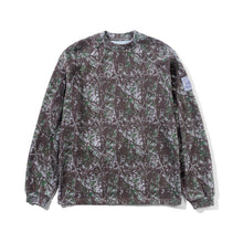 Load image into Gallery viewer, Butter Goods “Principal“ Crewneck // Woods Camo
