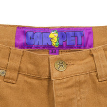 Load image into Gallery viewer, Carpet &quot;Dino Jeans&quot; Pant // Camel
