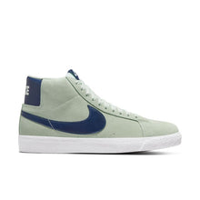 Load image into Gallery viewer, Nike SB &quot;Blazer Mid&quot; // Barely Green/Navy

