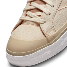 Load image into Gallery viewer, Nike SB x Doyenne &quot;Blazer Low Pro&quot; // Coconut Milk/Rattan
