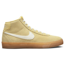Load image into Gallery viewer, Nike SB &quot;Bruin Hi WMNS&quot; // Wash Lemon
