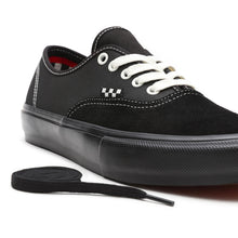 Load image into Gallery viewer, Vans “Authentic“ // Black
