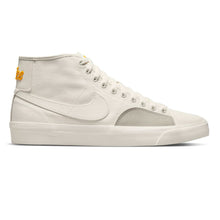 Load image into Gallery viewer, Nike SB &quot;Blazer Court Mid Prm&quot; // Sail/Sail
