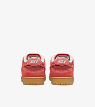 Load image into Gallery viewer, Nike SB &quot;Dunk Low&quot; // Adobe
