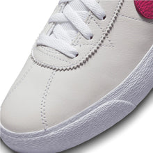 Load image into Gallery viewer, Nike SB &quot;Bruin Hi WMNS ISO&quot; // White/Sweet Beet
