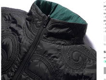 Load image into Gallery viewer, Butter Goods “Plaisley Reversible“ Puffer // Black
