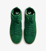 Load image into Gallery viewer, Nike SB &quot;Dunk High&quot; Decon // Gorge Green

