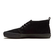 Load image into Gallery viewer, Vans &quot;Chukka&quot; // Mono Black
