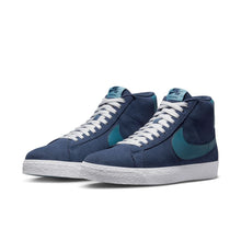 Load image into Gallery viewer, Nike SB &quot;Blazer Mid&quot; // Midnight Navy/Noise Aqua
