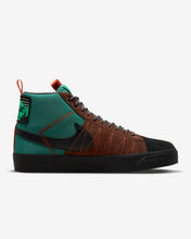 Load image into Gallery viewer, Nike SB &quot;Blazer Mid Prm&quot; // Noble Green
