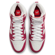 Load image into Gallery viewer, Nike SB &quot;Dunk Hi Pro ISO&quot; // Sweet Beet
