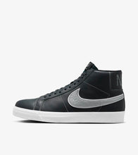 Load image into Gallery viewer, Nike SB &quot;Blazer Mid Qs&quot; // Mason Silva
