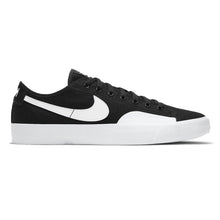 Load image into Gallery viewer, Nike SB &quot;Blazer Court&quot; // Black/White
