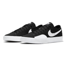 Load image into Gallery viewer, Nike SB &quot;Blazer Court&quot; // Black/White
