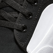 Load image into Gallery viewer, Nike SB &quot;Blazer Court&quot; // Black/White
