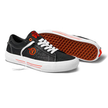 Load image into Gallery viewer, Vans x Sci-Fi Fantasy &quot;Skate Sid&quot; // Black
